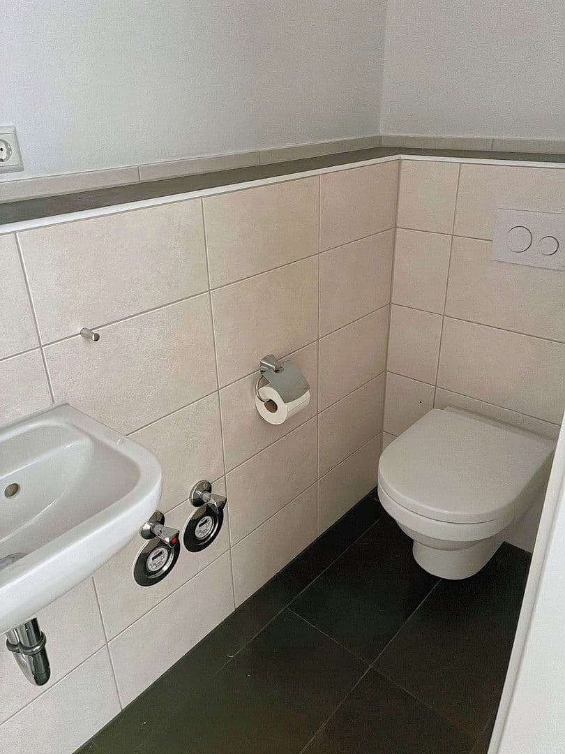 Prenájom bytu 3-izbový 85 m², Nordbergstrasse 25, Heilbronn, Bádensko-Wurttembersko Prenájom bytu 3-izbový 85 m², Nordbergstrasse 25, Heilbronn, Bádensko-Wurttembersko
