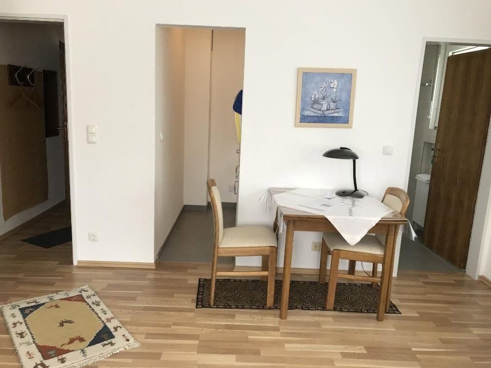 Prenájom bytu 1-izbový 35 m², Bonn, Severné Porýnie - Westfálsko Prenájom bytu 1-izbový 35 m², Bonn, Severné Porýnie - Westfálsko