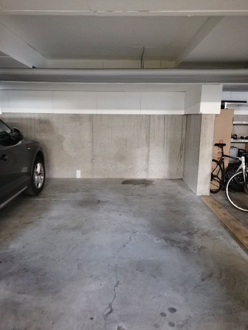 Prenájom bytu 3-izbový 92 m², Heidelberg, Bádensko-Wurttembersko Prenájom bytu 3-izbový 92 m², Heidelberg, Bádensko-Wurttembersko