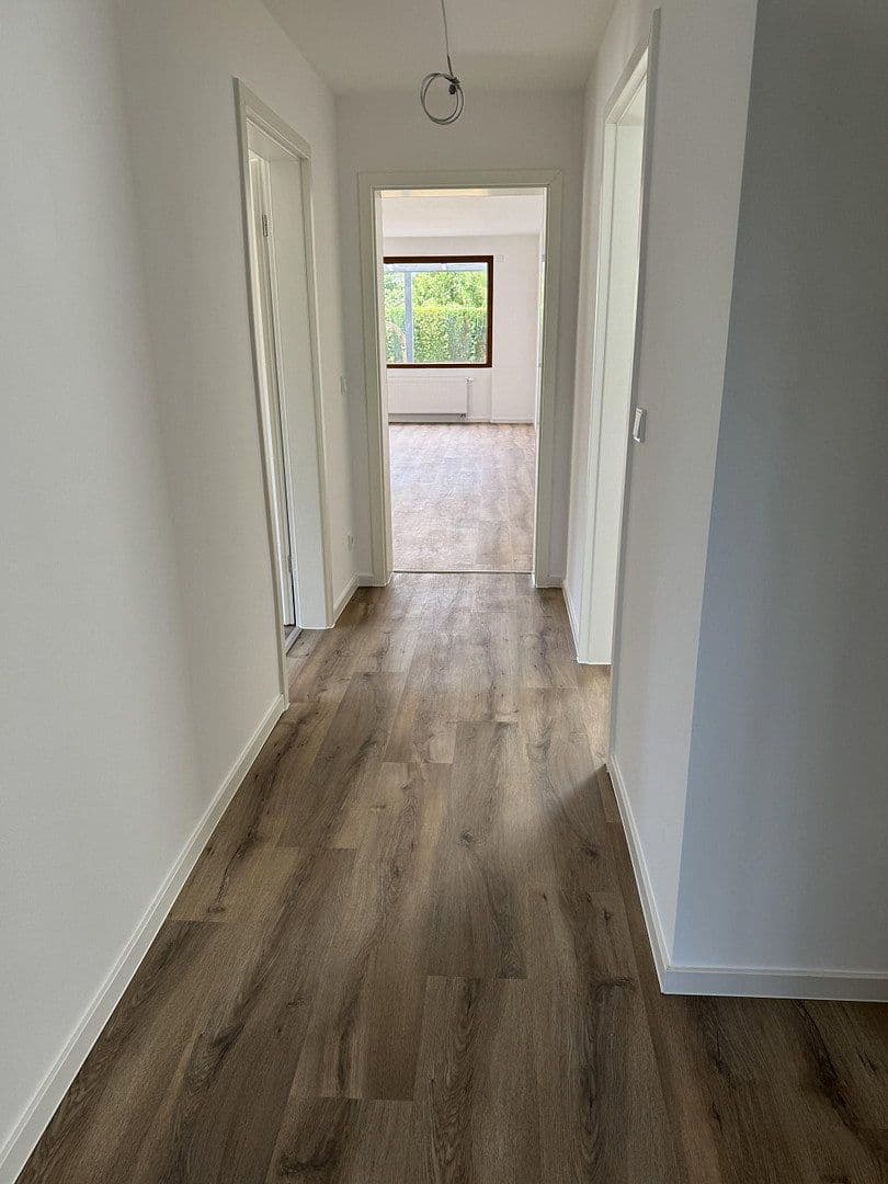 Prenájom bytu 3-izbový 96 m², Garbsen, Dolné Sasko Prenájom bytu 3-izbový 96 m², Garbsen, Dolné Sasko