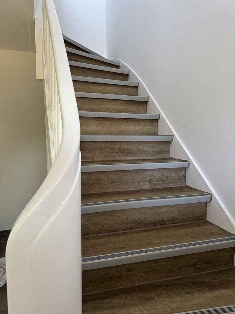Prenájom bytu 3-izbový 96 m², Garbsen, Dolné Sasko Prenájom bytu 3-izbový 96 m², Garbsen, Dolné Sasko