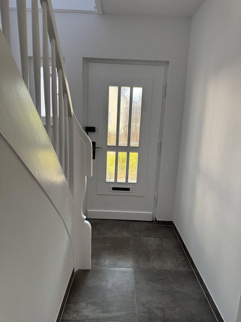 Prenájom bytu 3-izbový 96 m², Garbsen, Dolné Sasko Prenájom bytu 3-izbový 96 m², Garbsen, Dolné Sasko