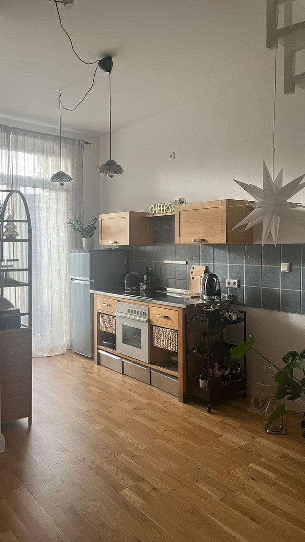 Prenájom bytu 2-izbový 60 m², Liliencronstr. 7, Düsseldorf, Severné Porýnie - Westfálsko Prenájom bytu 2-izbový 60 m², Liliencronstr. 7, Düsseldorf, Severné Porýnie - Westfálsko