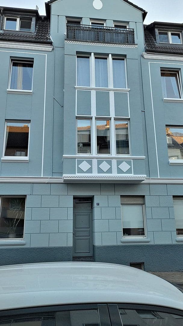 Prenájom bytu 2-izbový 60 m², Liliencronstr. 7, Düsseldorf, Severné Porýnie - Westfálsko Prenájom bytu 2-izbový 60 m², Liliencronstr. 7, Düsseldorf, Severné Porýnie - Westfálsko