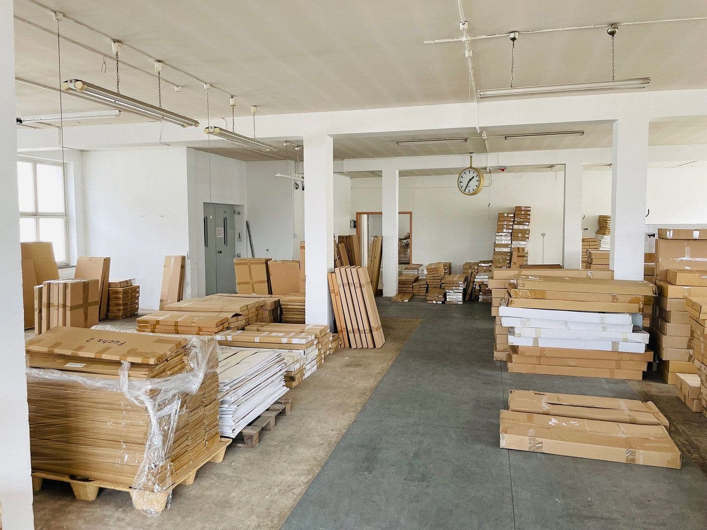 Prenájom nebytového priestoru 1.250 m², Albstadt, Bádensko-Wurttembersko Prenájom nebytového priestoru 1.250 m², Albstadt, Bádensko-Wurttembersko