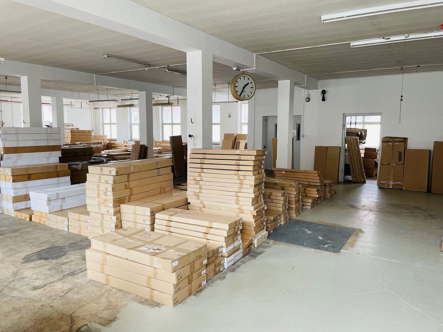Prenájom nebytového priestoru 1.250 m², Albstadt, Bádensko-Wurttembersko Prenájom nebytového priestoru 1.250 m², Albstadt, Bádensko-Wurttembersko