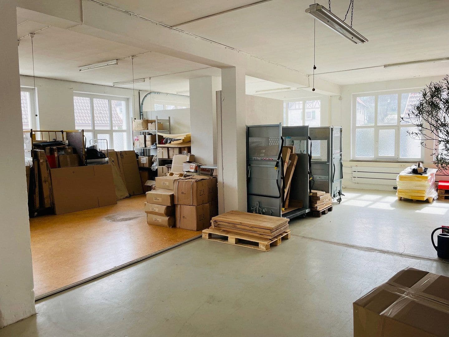 Prenájom nebytového priestoru 1.250 m², Albstadt, Bádensko-Wurttembersko Prenájom nebytového priestoru 1.250 m², Albstadt, Bádensko-Wurttembersko