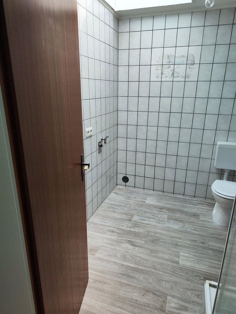 Prenájom bytu 2-izbový 90 m², Lauenburg/Elbe, Šlezvicko-Holštajnsko Prenájom bytu 2-izbový 90 m², Lauenburg/Elbe, Šlezvicko-Holštajnsko