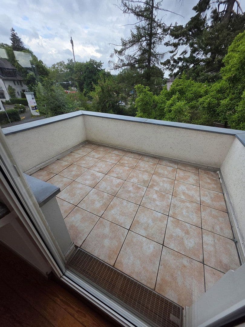 Prenájom bytu 2-izbový 70 m², Bahnhofstraße 31, Bonn, Severné Porýnie - Westfálsko Prenájom bytu 2-izbový 70 m², Bahnhofstraße 31, Bonn, Severné Porýnie - Westfálsko
