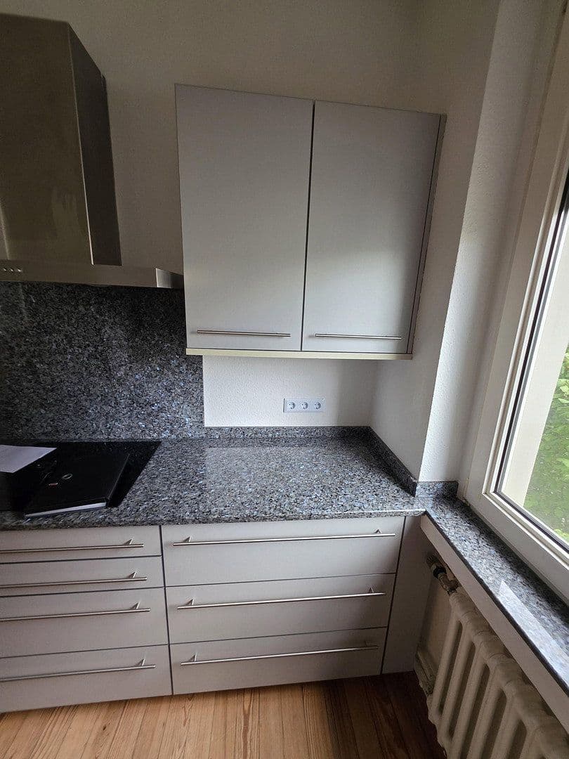 Prenájom bytu 2-izbový 70 m², Bahnhofstraße 31, Bonn, Severné Porýnie - Westfálsko Prenájom bytu 2-izbový 70 m², Bahnhofstraße 31, Bonn, Severné Porýnie - Westfálsko