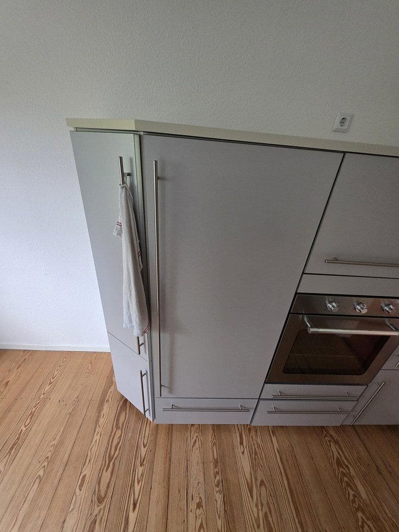 Prenájom bytu 2-izbový 70 m², Bahnhofstraße 31, Bonn, Severné Porýnie - Westfálsko Prenájom bytu 2-izbový 70 m², Bahnhofstraße 31, Bonn, Severné Porýnie - Westfálsko