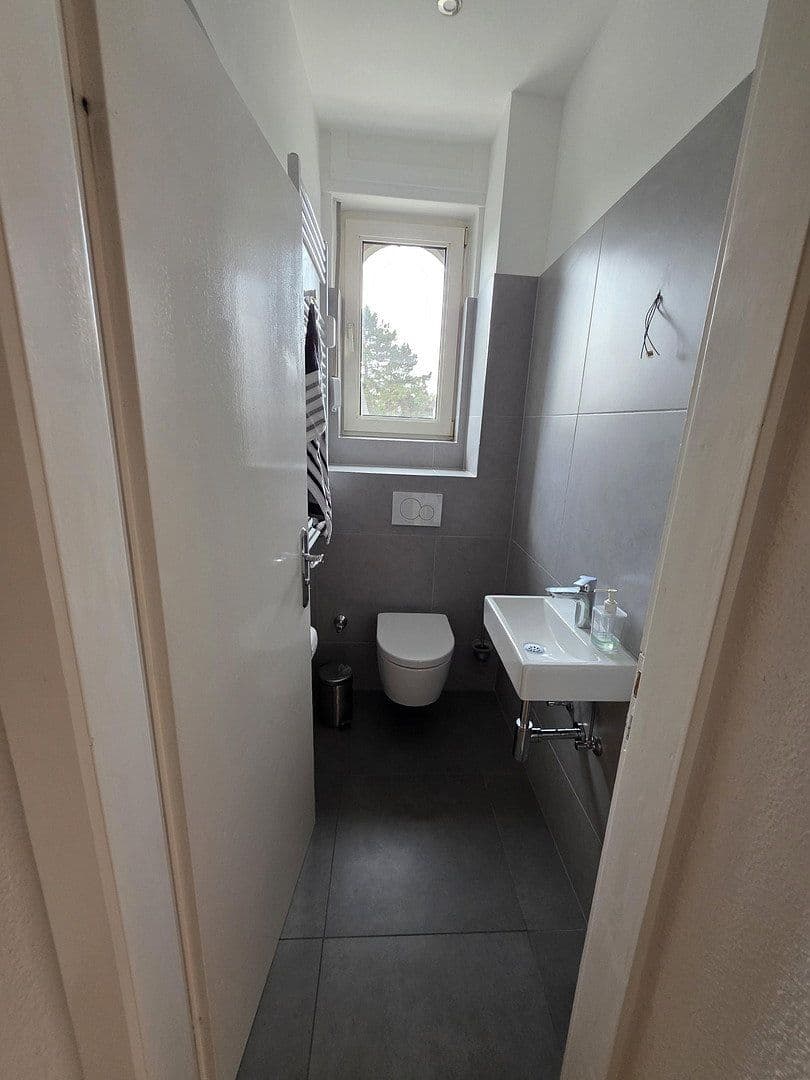 Prenájom bytu 2-izbový 70 m², Bahnhofstraße 31, Bonn, Severné Porýnie - Westfálsko Prenájom bytu 2-izbový 70 m², Bahnhofstraße 31, Bonn, Severné Porýnie - Westfálsko