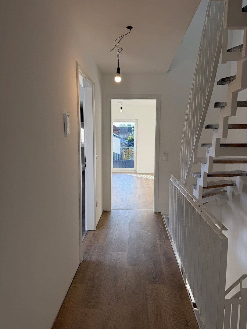 Prenájom domu 134 m², pozemok 240 m², Salzkotten, Severné Porýnie - Westfálsko Prenájom domu 134 m², pozemok 240 m², Salzkotten, Severné Porýnie - Westfálsko