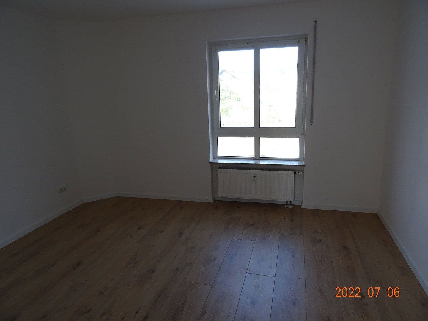 Prenájom bytu 4-izbový 90 m², Fliederweg 24, Zellingen, Bavorsko Prenájom bytu 4-izbový 90 m², Fliederweg 24, Zellingen, Bavorsko