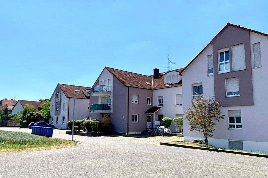 Prenájom bytu 4-izbový 90 m², Fliederweg 24, Zellingen, Bavorsko Prenájom bytu 4-izbový 90 m², Fliederweg 24, Zellingen, Bavorsko