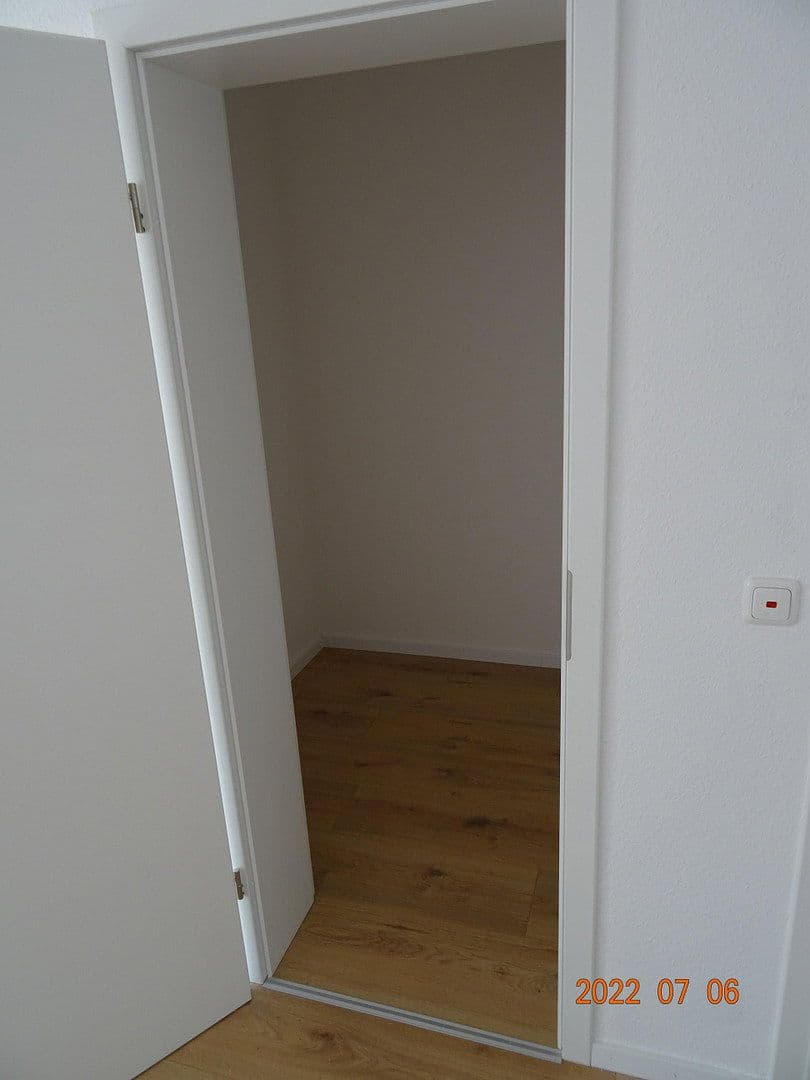 Prenájom bytu 4-izbový 90 m², Fliederweg 24, Zellingen, Bavorsko Prenájom bytu 4-izbový 90 m², Fliederweg 24, Zellingen, Bavorsko