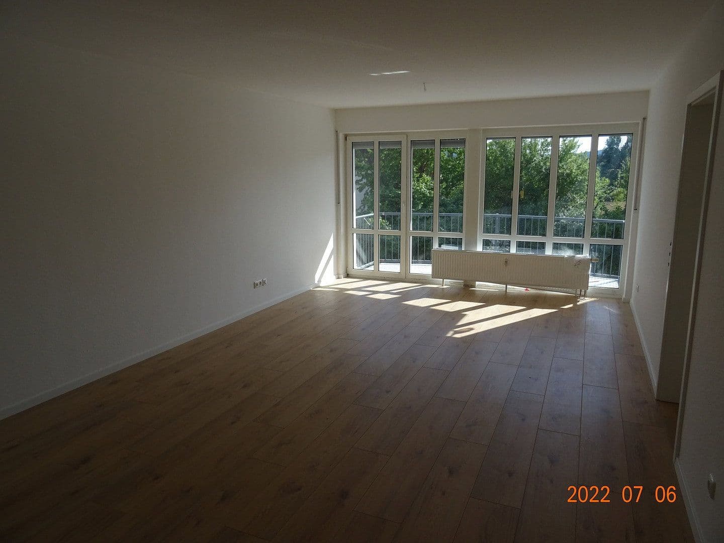Prenájom bytu 4-izbový 90 m², Fliederweg 24, Zellingen, Bavorsko Prenájom bytu 4-izbový 90 m², Fliederweg 24, Zellingen, Bavorsko