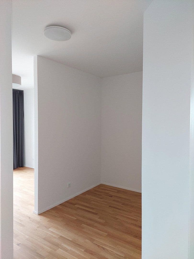 Prenájom bytu 3-izbový 76 m², Ella-Bergmann-Michel-Strasse 1, Frankfurt am Main, Hesensko Prenájom bytu 3-izbový 76 m², Ella-Bergmann-Michel-Strasse 1, Frankfurt am Main, Hesensko