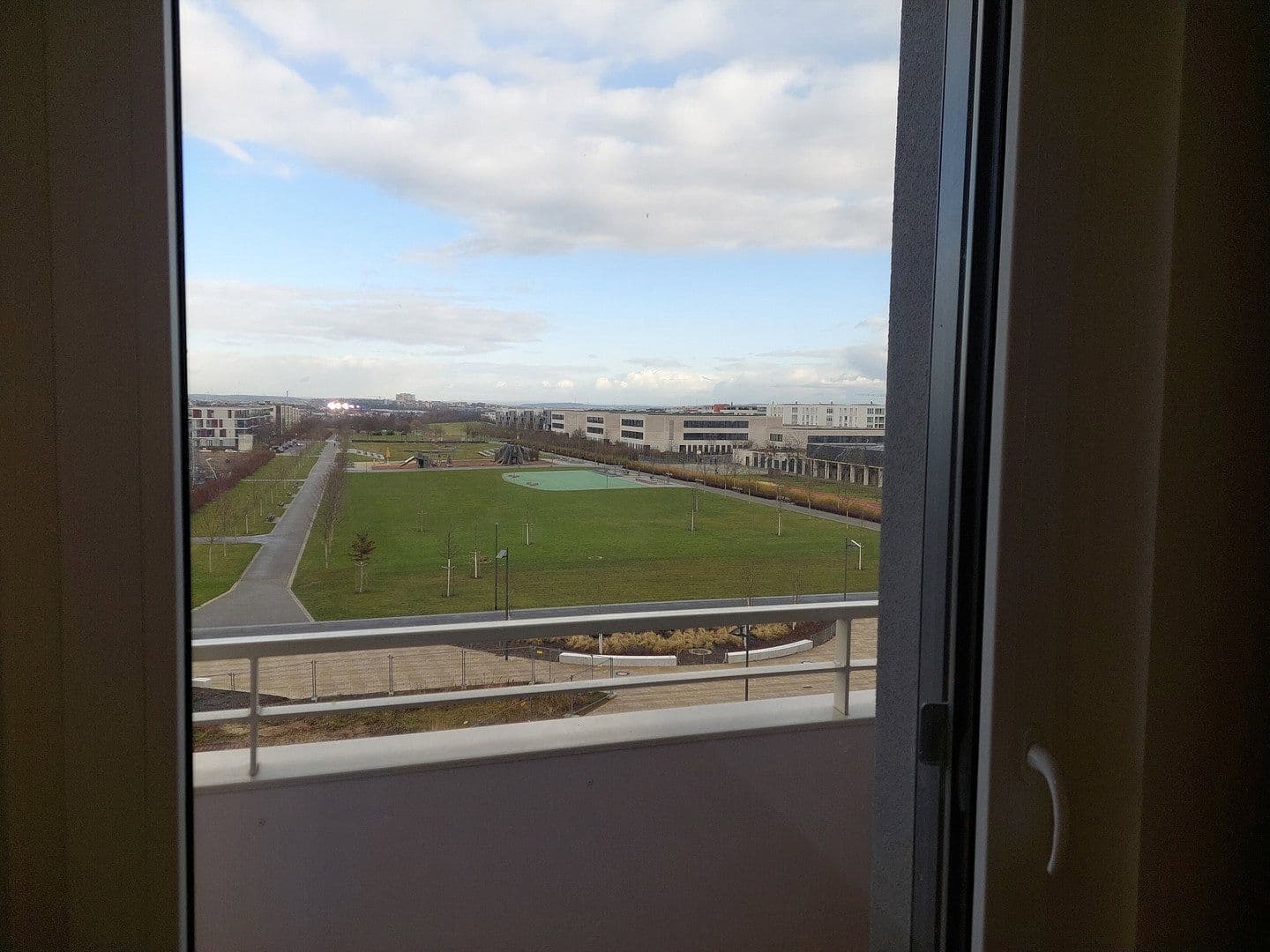 Prenájom bytu 3-izbový 76 m², Ella-Bergmann-Michel-Strasse 1, Frankfurt am Main, Hesensko Prenájom bytu 3-izbový 76 m², Ella-Bergmann-Michel-Strasse 1, Frankfurt am Main, Hesensko