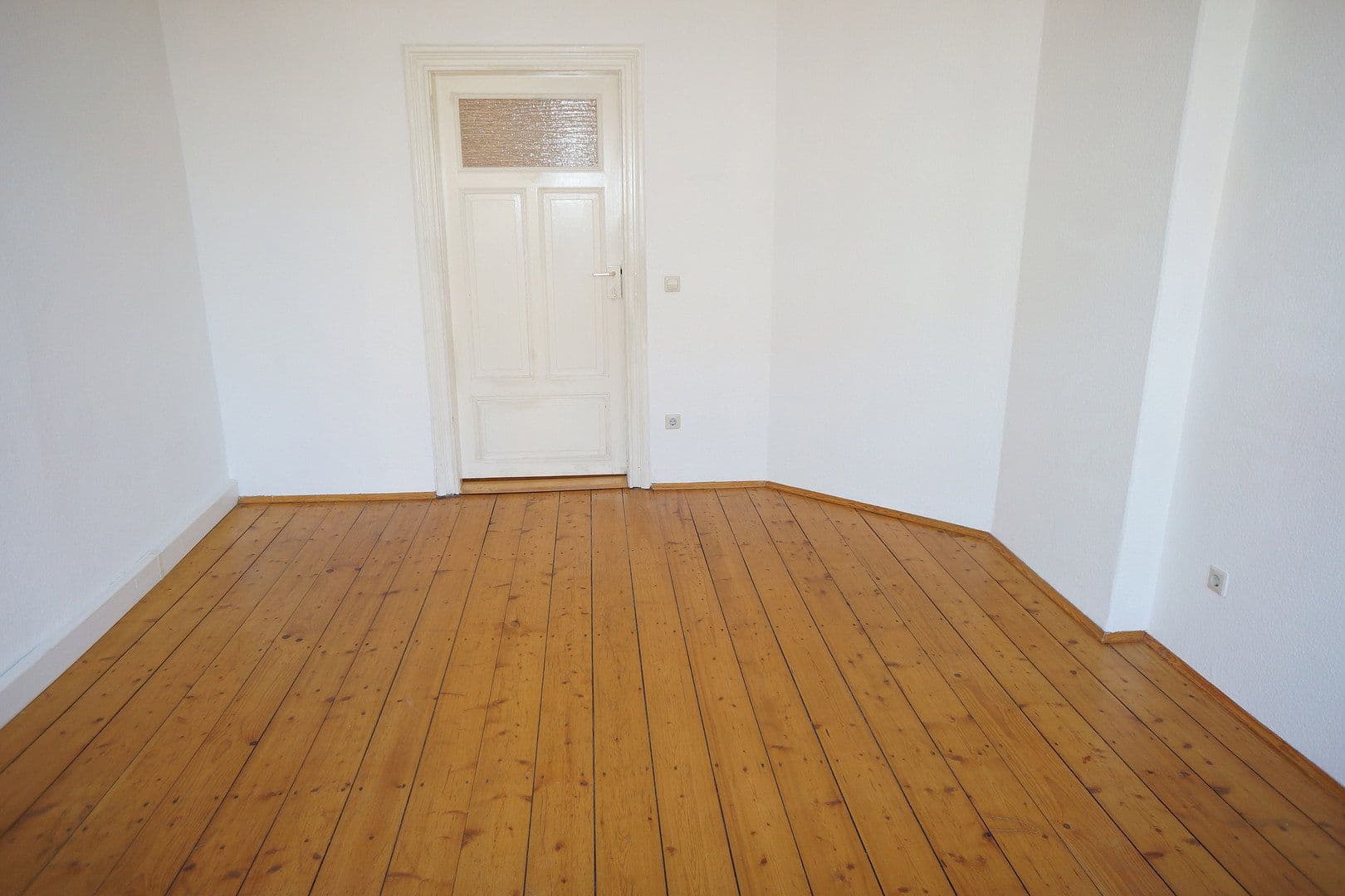 Prenájom bytu 2-izbový 69 m², Conradstraße 10, Dresden, Sasko Prenájom bytu 2-izbový 69 m², Conradstraße 10, Dresden, Sasko