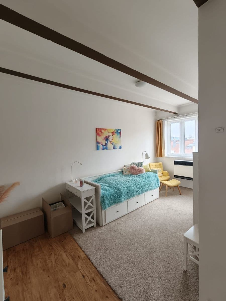 Prenájom bytu 1-izbový 40 m², V Horkách, Praha, Praha Prenájom bytu 1-izbový 40 m², V Horkách, Praha, Praha