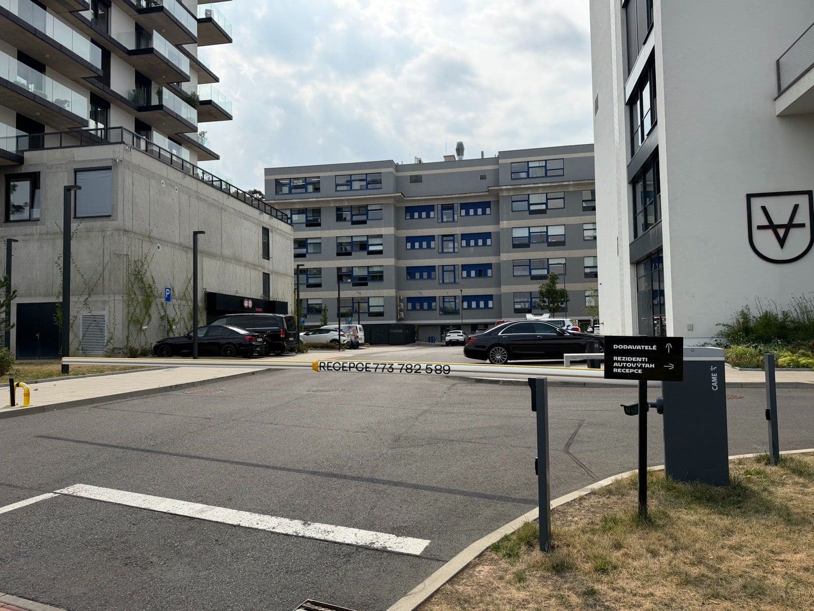 Prenájom garáže 13 m², Československého exilu, Praha, Praha Prenájom garáže 13 m², Československého exilu, Praha, Praha