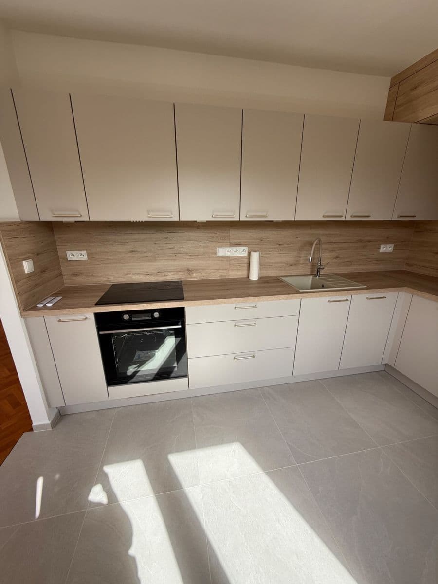 Prenájom bytu 2-izbový 52 m², Úvoz, Brno, Jihomoravský kraj Prenájom bytu 2-izbový 52 m², Úvoz, Brno, Jihomoravský kraj