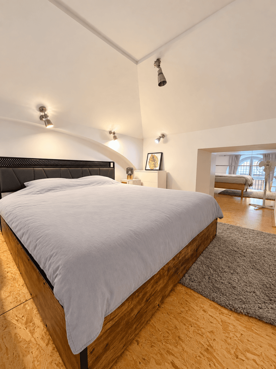 Prenájom bytu 75 m², Na Valentince, Praha, Praha Prenájom bytu 75 m², Na Valentince, Praha, Praha
