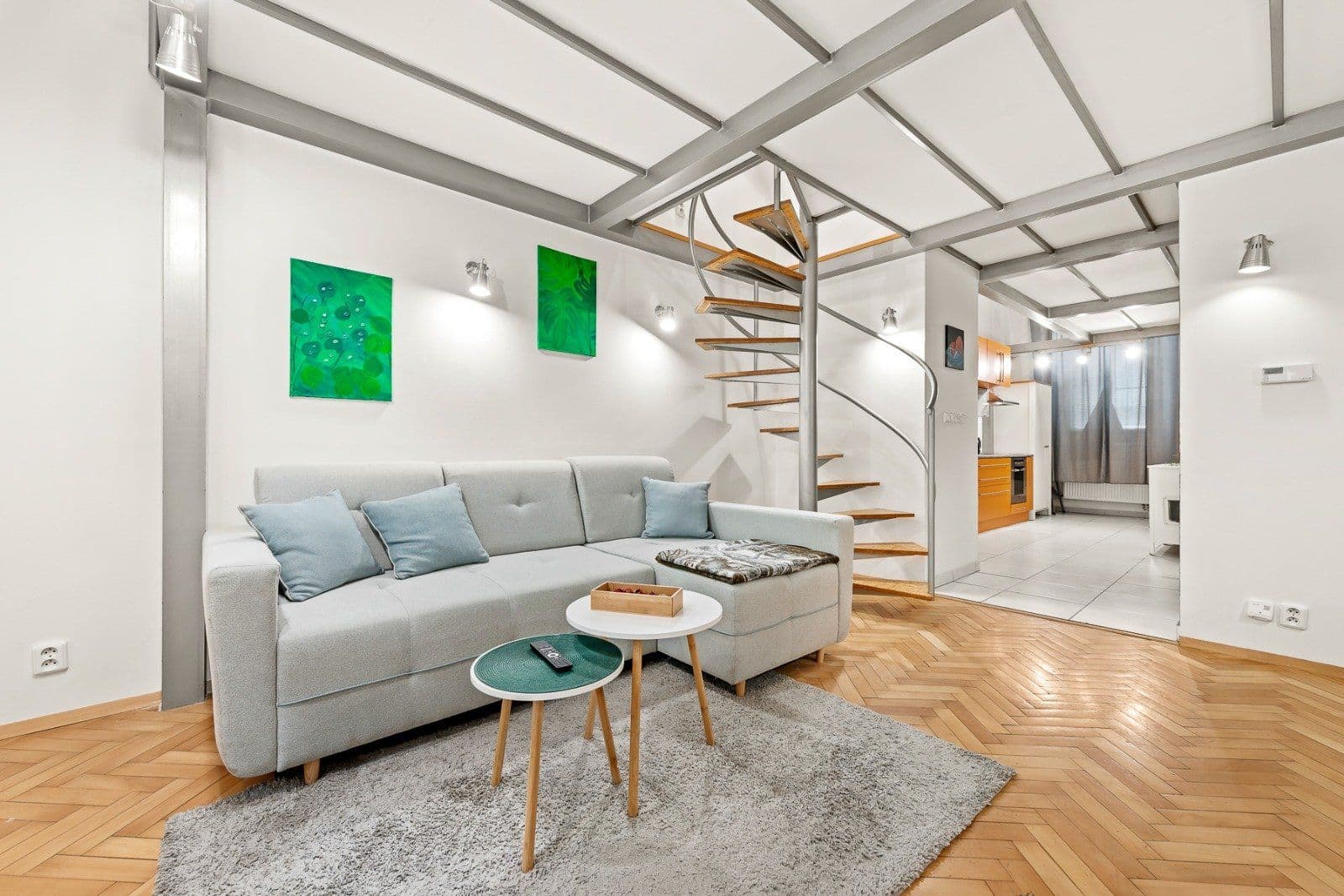Prenájom bytu 75 m², Na Valentince, Praha, Praha Prenájom bytu 75 m², Na Valentince, Praha, Praha
