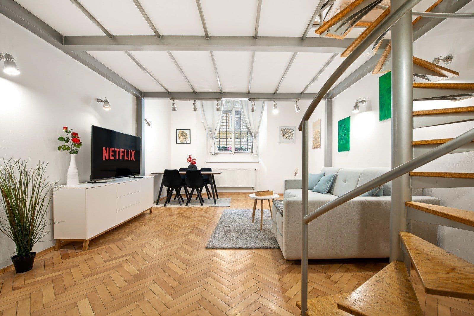Prenájom bytu 75 m², Na Valentince, Praha, Praha Prenájom bytu 75 m², Na Valentince, Praha, Praha