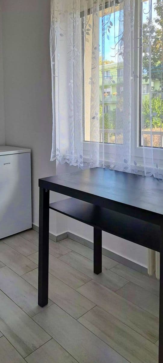 Prenájom bytu 1-izbový 39 m², Patočkova, Hodonín, Jihomoravský kraj Prenájom bytu 1-izbový 39 m², Patočkova, Hodonín, Jihomoravský kraj