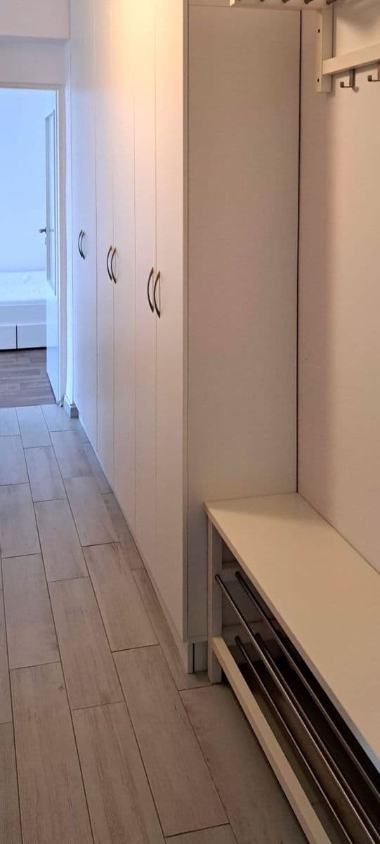 Prenájom bytu 1-izbový 39 m², Patočkova, Hodonín, Jihomoravský kraj Prenájom bytu 1-izbový 39 m², Patočkova, Hodonín, Jihomoravský kraj