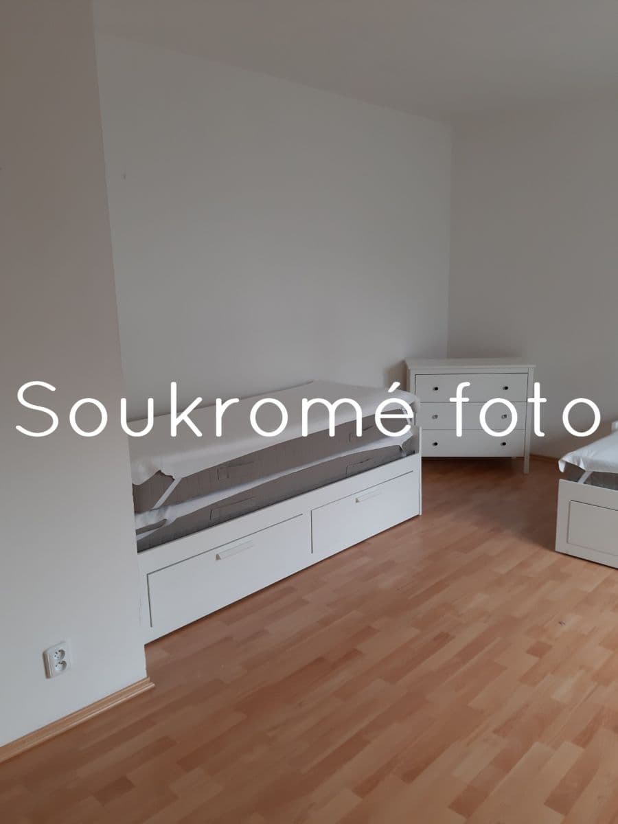 Prenájom bytu 2-izbový 45 m², Budyňská, Praha, Praha Prenájom bytu 2-izbový 45 m², Budyňská, Praha, Praha
