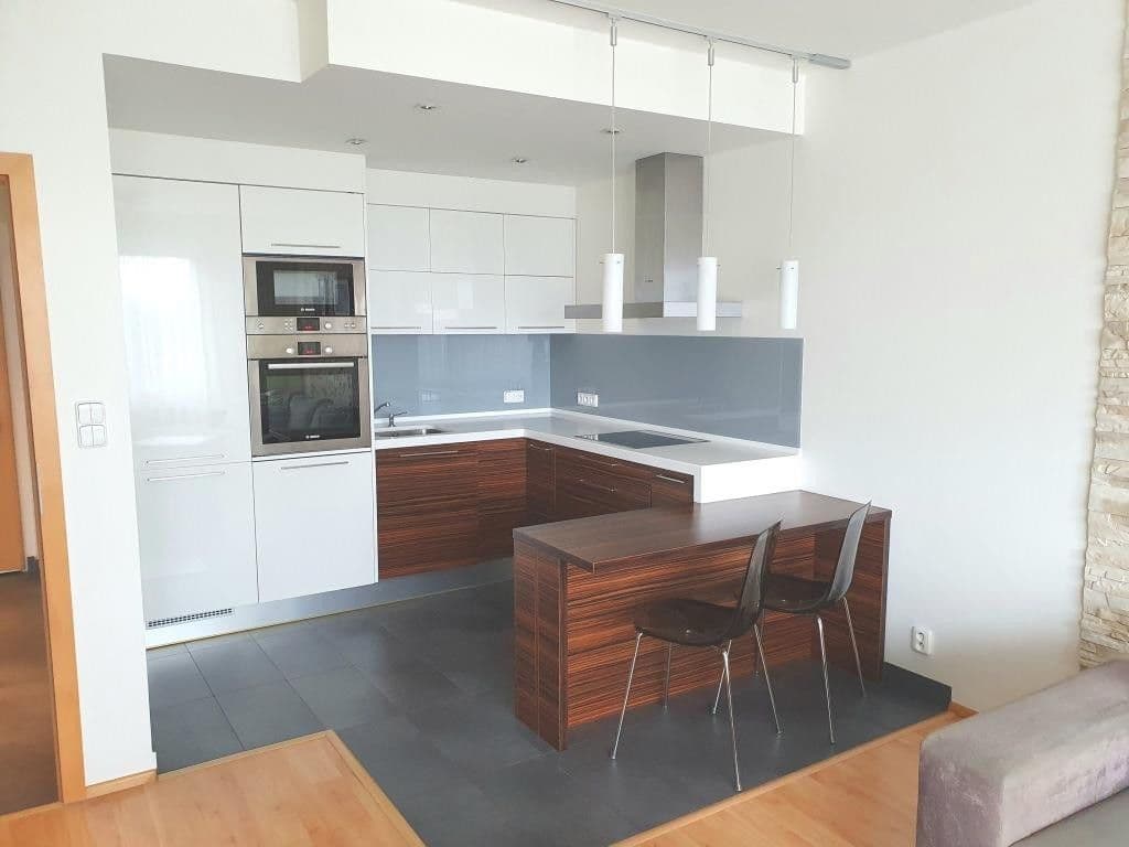 Prenájom bytu 2-izbový 55 m², Míšovická, Praha, Praha Prenájom bytu 2-izbový 55 m², Míšovická, Praha, Praha