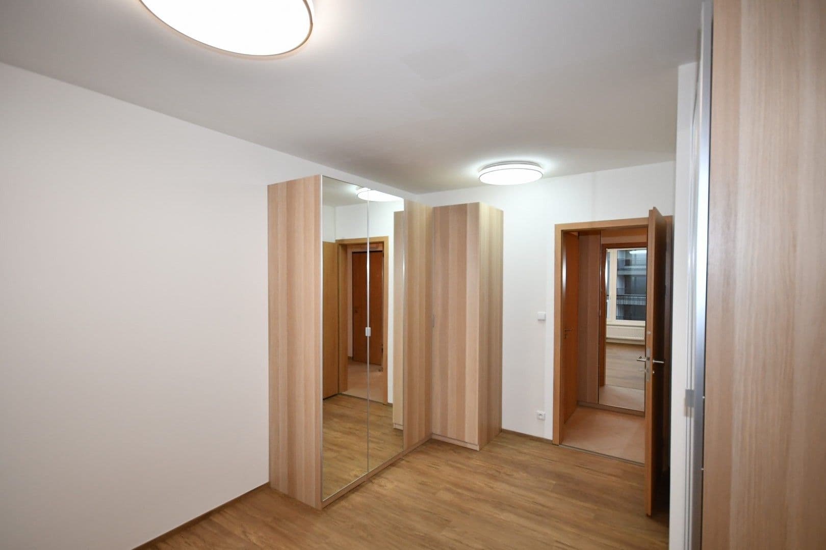 Prenájom bytu 2-izbový 58 m², Gollové, Praha, Praha Prenájom bytu 2-izbový 58 m², Gollové, Praha, Praha
