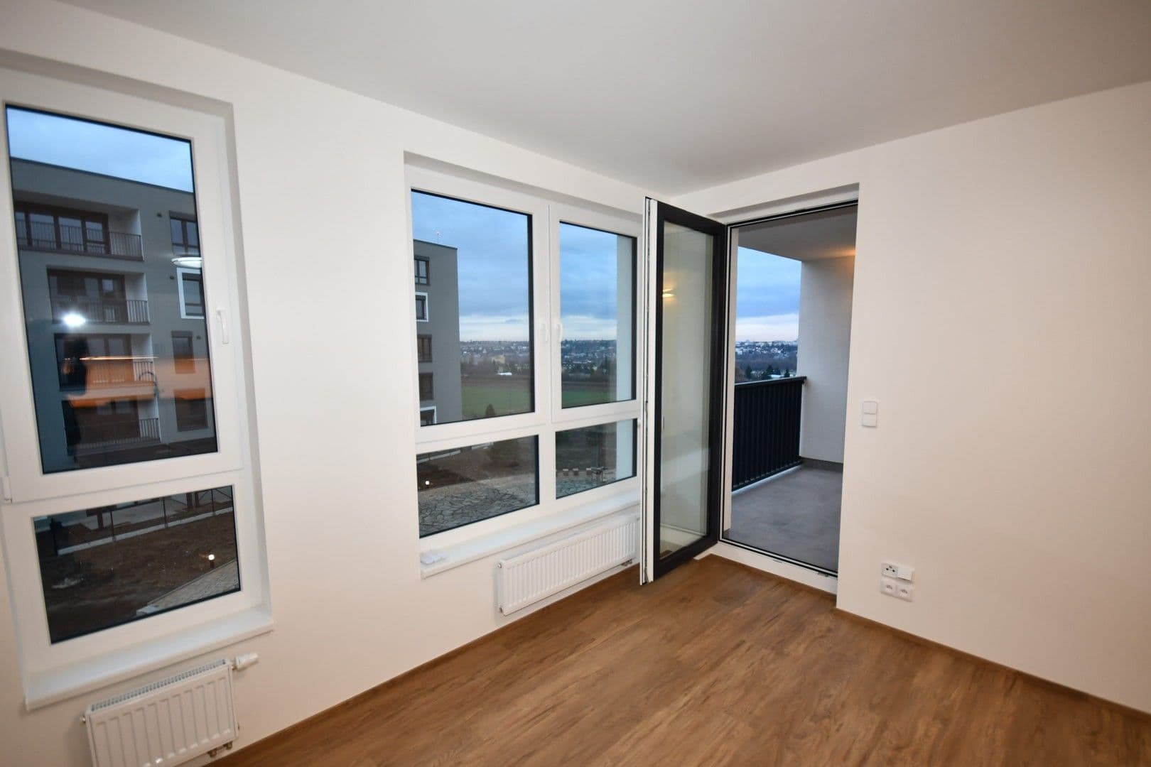 Prenájom bytu 2-izbový 58 m², Gollové, Praha, Praha Prenájom bytu 2-izbový 58 m², Gollové, Praha, Praha