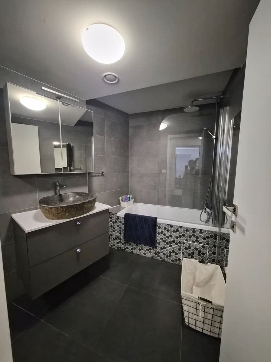 Prenájom bytu 2-izbový 50 m², Holečkova, Praha, Praha Prenájom bytu 2-izbový 50 m², Holečkova, Praha, Praha