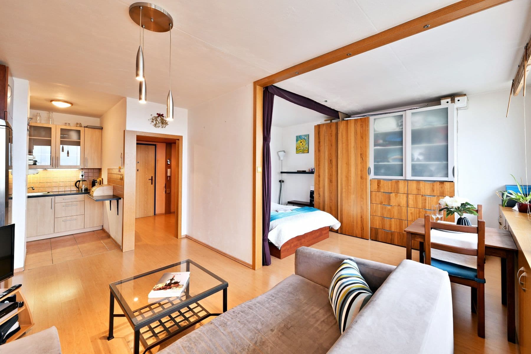 Prenájom bytu 2-izbový 47 m², Makovského, Praha, Praha Prenájom bytu 2-izbový 47 m², Makovského, Praha, Praha