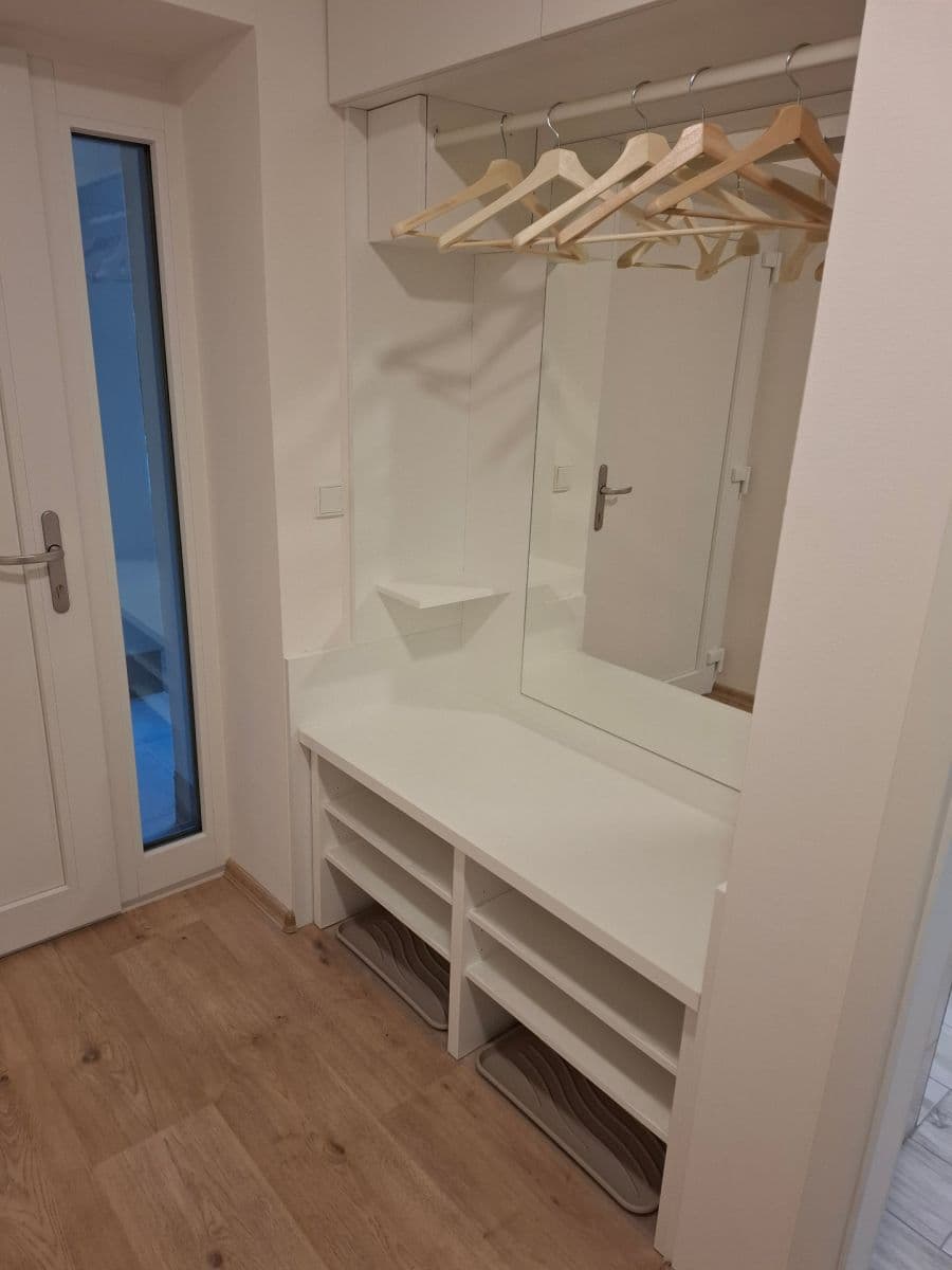 Prenájom domu 189 m², pozemok 460 m², Modřice, Jihomoravský kraj Prenájom domu 189 m², pozemok 460 m², Modřice, Jihomoravský kraj