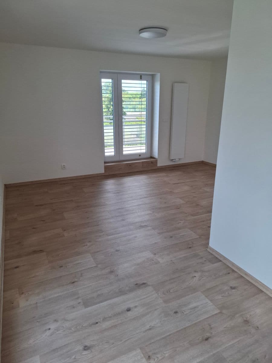 Prenájom domu 189 m², pozemok 460 m², Modřice, Jihomoravský kraj Prenájom domu 189 m², pozemok 460 m², Modřice, Jihomoravský kraj