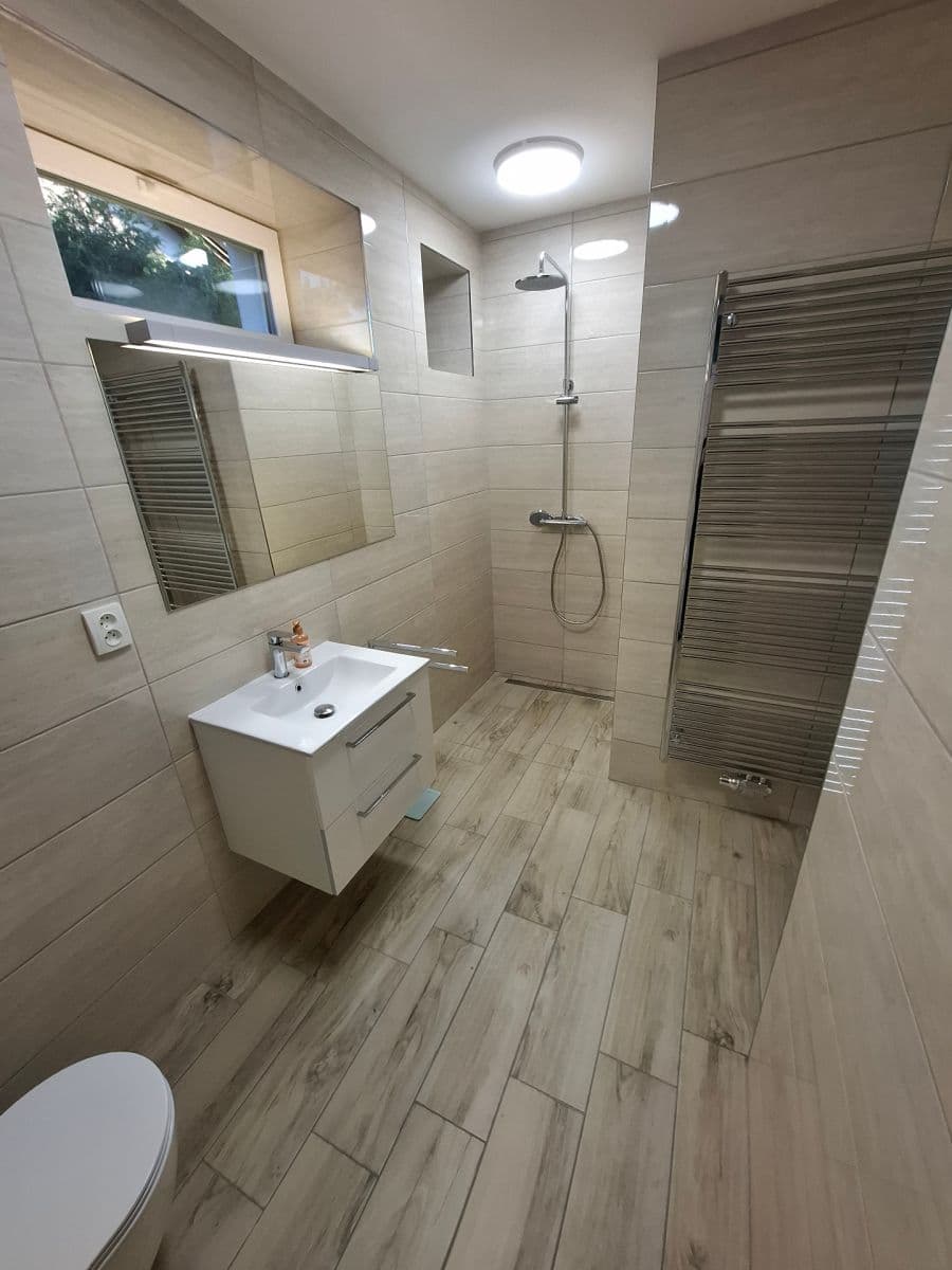 Prenájom domu 189 m², pozemok 460 m², Modřice, Jihomoravský kraj Prenájom domu 189 m², pozemok 460 m², Modřice, Jihomoravský kraj