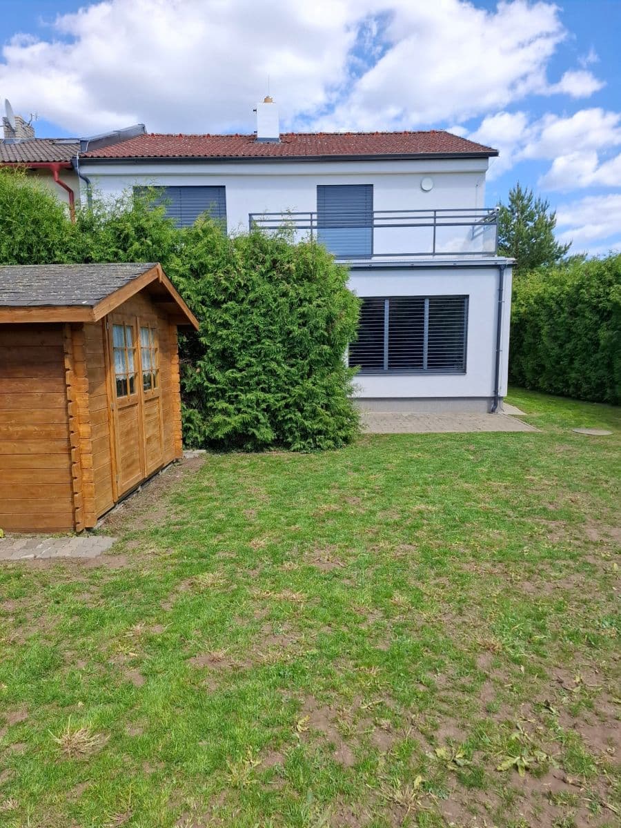 Prenájom domu 189 m², pozemok 460 m², Modřice, Jihomoravský kraj Prenájom domu 189 m², pozemok 460 m², Modřice, Jihomoravský kraj