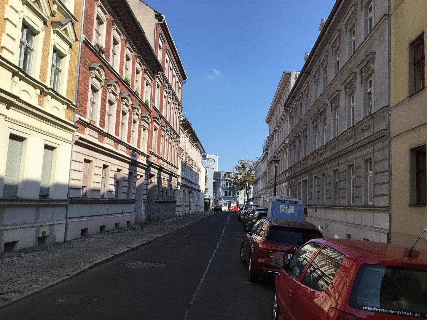 Prenájom bytu 2-izbový 58 m², Schönerlinder Str.13, Berlin, Berlín Prenájom bytu 2-izbový 58 m², Schönerlinder Str.13, Berlin, Berlín
