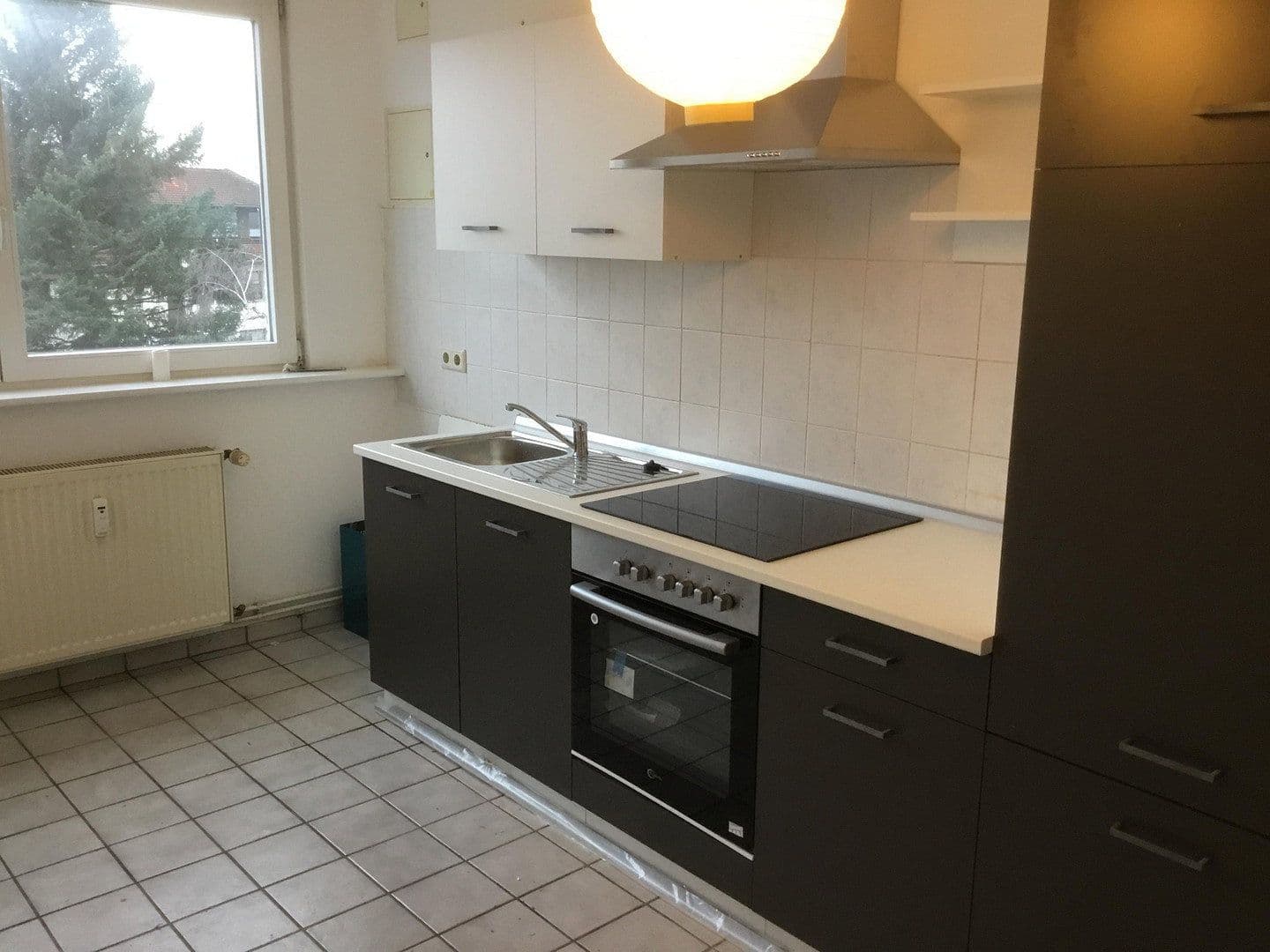 Prenájom bytu 2-izbový 58 m², Schönerlinder Str.13, Berlin, Berlín Prenájom bytu 2-izbový 58 m², Schönerlinder Str.13, Berlin, Berlín