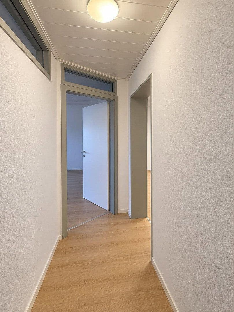 Prenájom bytu 4-izbový 114 m², Seebachweg 27, Erlangen, Bavorsko Prenájom bytu 4-izbový 114 m², Seebachweg 27, Erlangen, Bavorsko