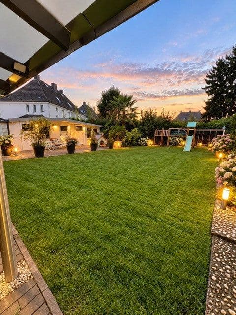 Predaj domu 175 m², pozemok 445 m², Castroper Hellweg 171, Bochum, Severné Porýnie - Westfálsko Predaj domu 175 m², pozemok 445 m², Castroper Hellweg 171, Bochum, Severné Porýnie - Westfálsko
