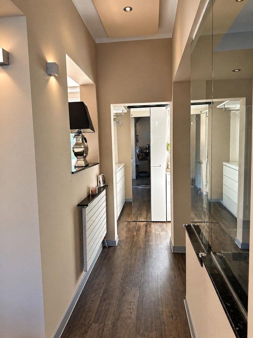 Predaj domu 175 m², pozemok 445 m², Castroper Hellweg 171, Bochum, Severné Porýnie - Westfálsko Predaj domu 175 m², pozemok 445 m², Castroper Hellweg 171, Bochum, Severné Porýnie - Westfálsko