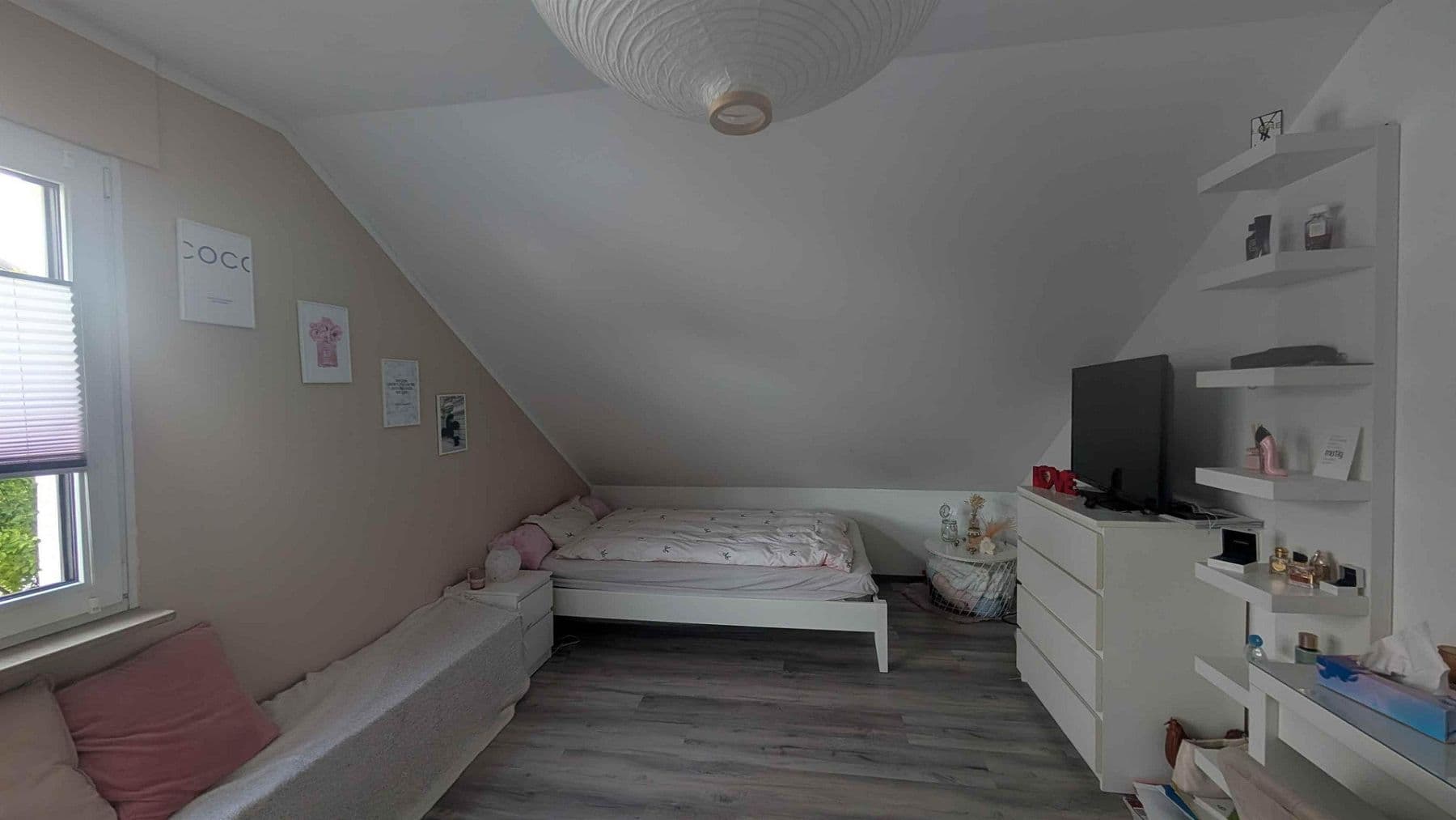 Predaj domu 160 m², pozemok 259 m², Hofheim am Taunus, Hesensko Predaj domu 160 m², pozemok 259 m², Hofheim am Taunus, Hesensko