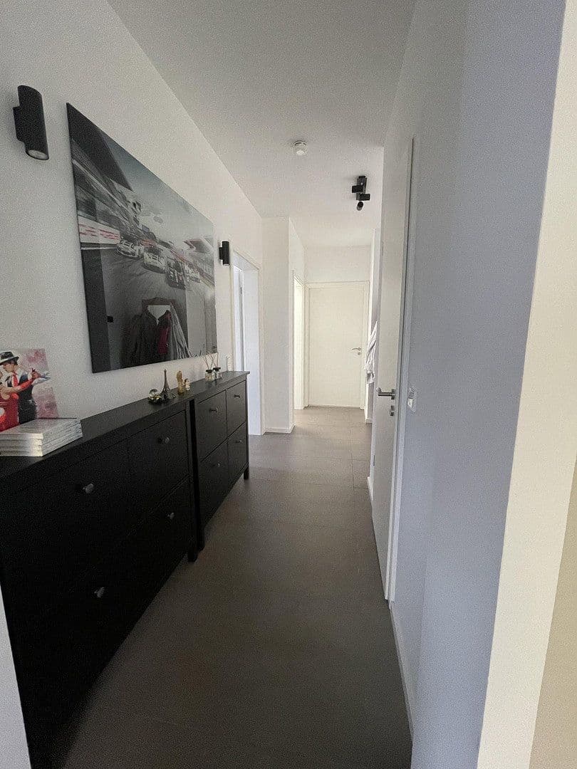 Prenájom bytu 3-izbový 96 m², Sankt Augustin, Severné Porýnie - Westfálsko Prenájom bytu 3-izbový 96 m², Sankt Augustin, Severné Porýnie - Westfálsko