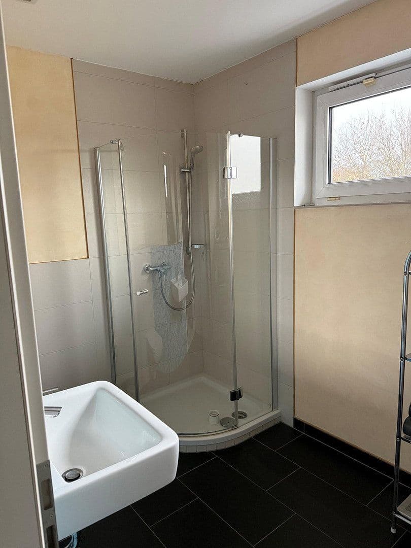 Predaj domu 160 m², pozemok 736 m², Lohfelden, Hesensko Predaj domu 160 m², pozemok 736 m², Lohfelden, Hesensko